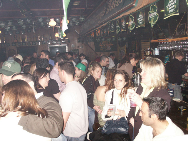 Tierneys-Tavern-St-Patricks-Day-2005-50